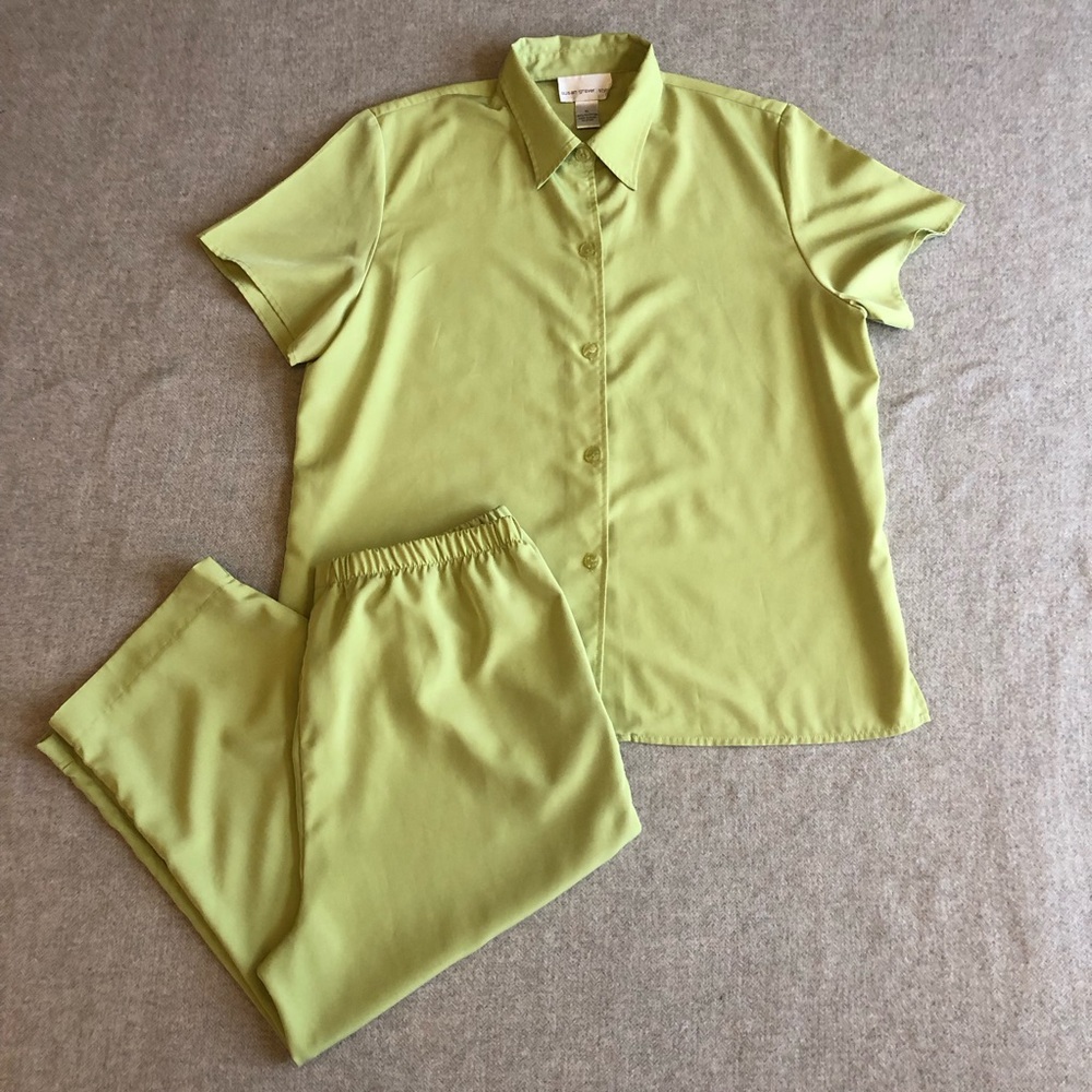 Susan Graver Style Women’s Travel Set in Green Short Sleeve Capris Pants XL